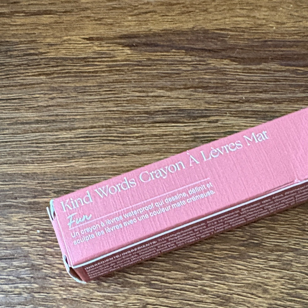 Rare Beauty Kind Words Matte Lip Liner new with box in Fun - Picture 2 of 2